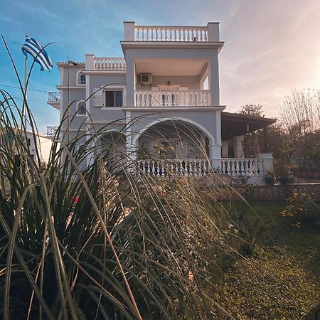Theros Villa Planos  Luaran gambar